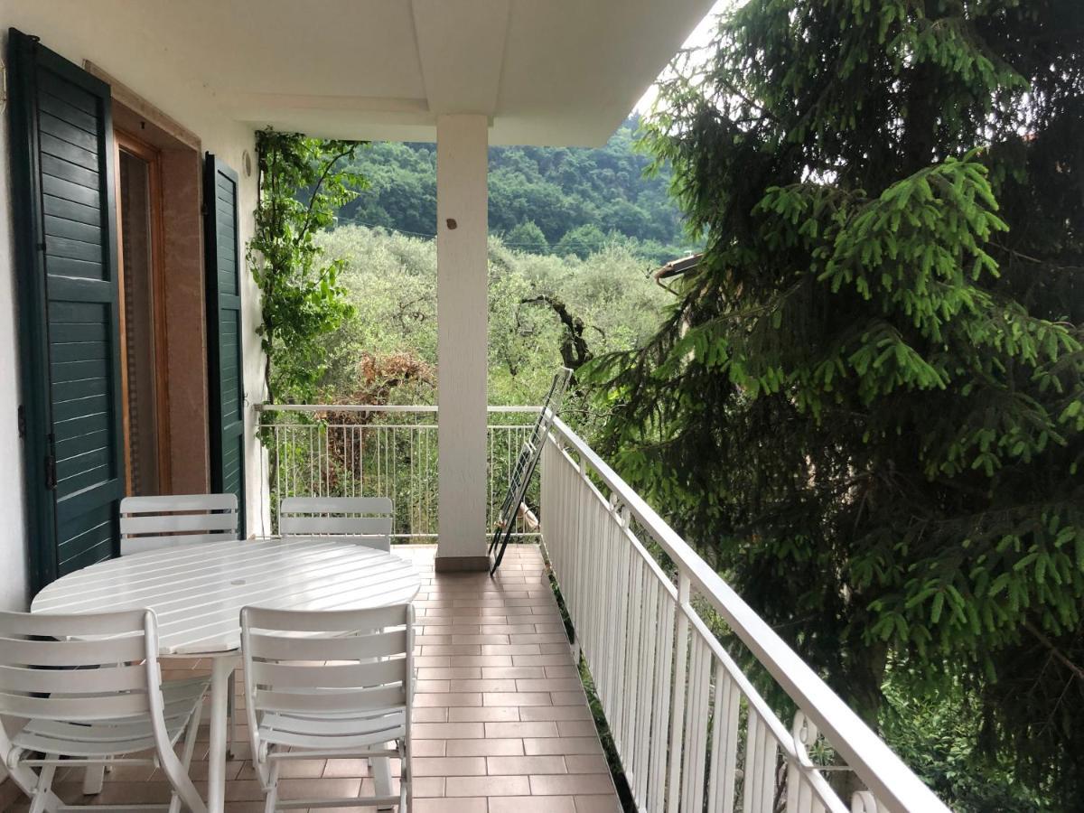 3 Rooms Apartment Whit Balcony And Lake Wiew Malcesine Eksteriør billede